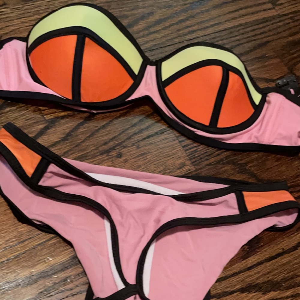 Strapless bikini size M